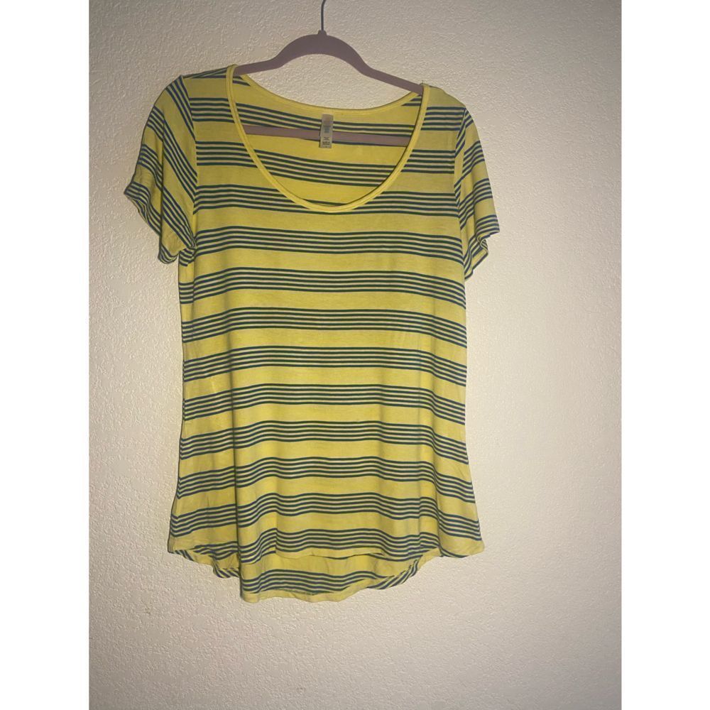 Lularoe Classic Tee blue and yellow